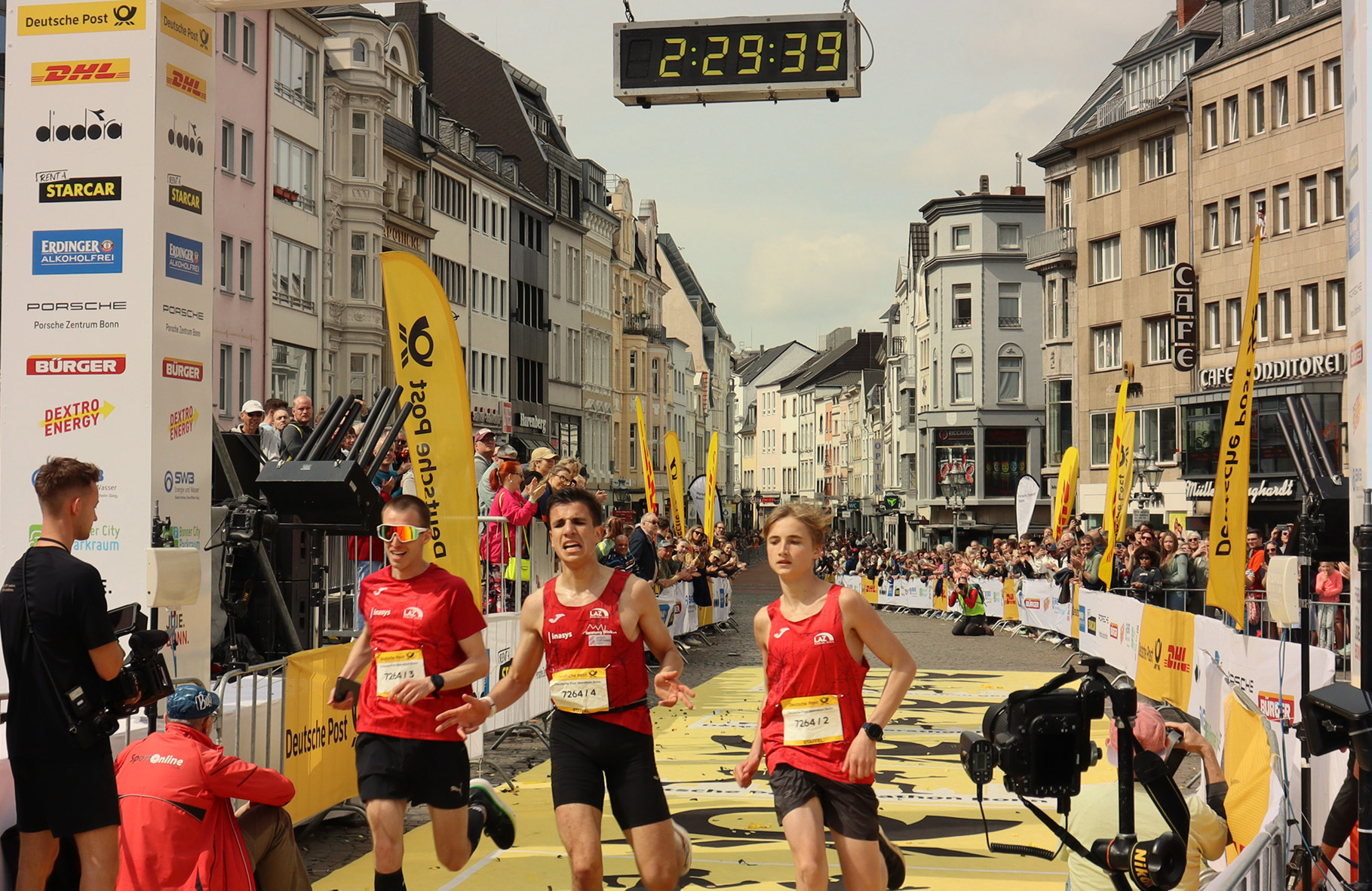 2024_Bonn Marathon_Sieger Staffel_Florian Herr-Jan Vernikov-Eliah Rieck