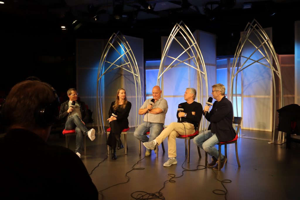 2025-10-21_LoComKultur_CKT-Ensemblevorstellung_Kardinalfehler(Nicco)_IMG_0718